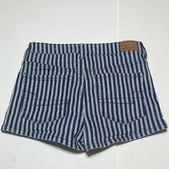 American Eagle - navy & white stripe hi- rise shortie - next level stretch - 6 - Picture 2 of 4